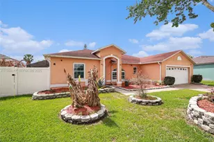 5114 Sage Wy, Kissimmee, FL 34758 - Photo 3