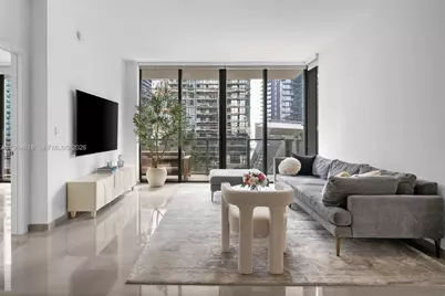 88 SW 7th St #809, Miami, FL 33130 - Photo 5