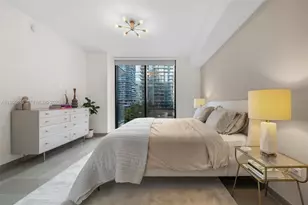 88 SW 7th St, Miami, FL 33130 - Photo 11