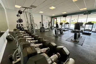 3675 N Country Club Dr, Aventura, FL 33180 - Photo 45