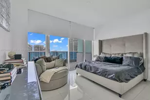 200 Biscayne Blvd Way, Miami, FL 33131 - Photo 9