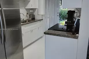 6300 SW 21st St, Miami, FL 33155 - Photo 19