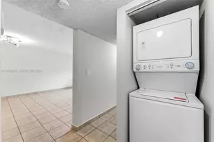 14907 SW 80th St, Miami, FL 33193 - Photo 9