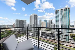 307 SW 5th St, Fort Lauderdale, FL 33315 - Photo 5