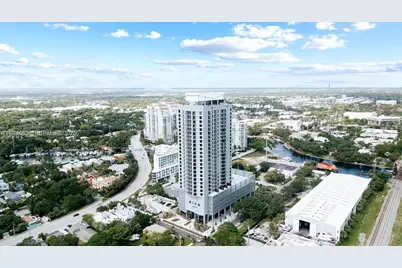 307 SW 5th St #Studio 1, Fort Lauderdale, FL 33315 - Photo 11