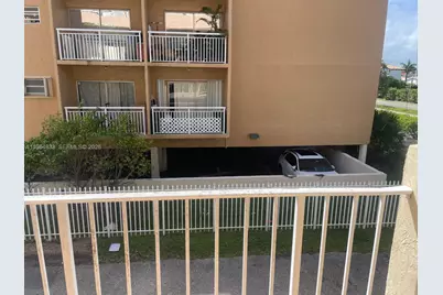 3522 NE 171st St #206, North Miami Beach, FL 33160 - Photo 3