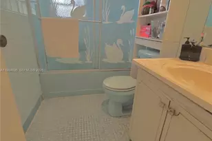 12010 SW 189th St, Miami, FL 33177 - Photo 5