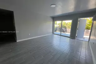 161 NE 117th St, Miami, FL 33161 - Photo 5