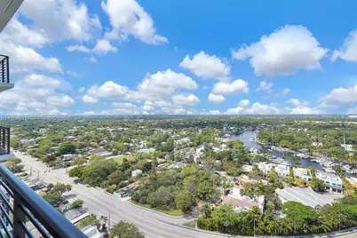307 SW 5th St #2013, Fort Lauderdale, FL 33315 - Photo 3