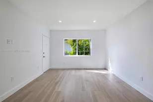 1610 Michigan Ave, Miami Beach, FL 33139 - Photo 5