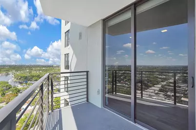 307 SW 5th St #1809, Fort Lauderdale, FL 33315 - Photo 3