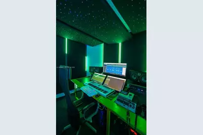 2100 NW 99th Ave, Doral, FL 33172 - Photo 35