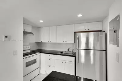 4335 NW South Tamiami Canal Dr #304, Miami, FL 33126 - Photo 5