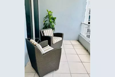 170 SE 14 Street #2207, Miami, FL 33131 - Photo 5