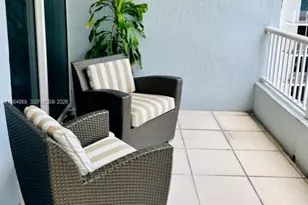 170 SE 14th St, Miami, FL 33131 - Photo 5