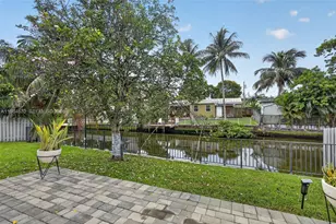 3042 Hayes St, Hollywood, FL 33021 - Photo 13