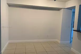 155 NW 96th Terrace, Pembroke Pines, FL 33024 - Photo 7