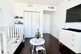 92 SW 3rd St, Miami, FL 33130 - Photo 13