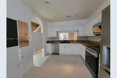 2761 SW 82nd Ave #102, Miramar, FL 33025 - Photo 7