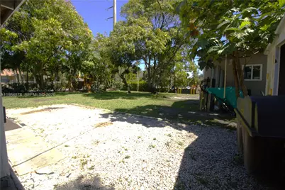 1142 NW 2nd Ave, Fort Lauderdale, FL 33311 - Photo 9