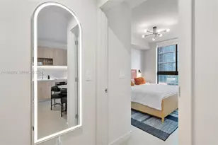 11 NE 6th St, Miami, FL 33132 - Photo 7