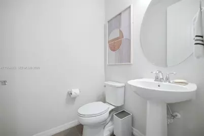 1628 Myrtle Oak Ter, Hollywood, FL 33021 - Photo 29