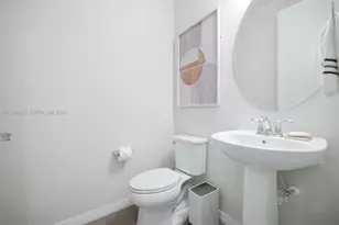 1628 Myrtle Oak Ter, Hollywood, FL 33021 - Photo 29