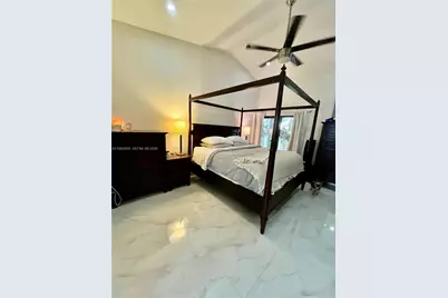 6201 Portsmouth Ln, Davie, FL 33331 - Photo 7