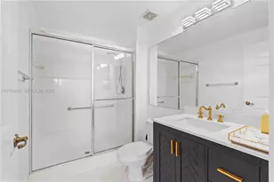 7647 Southampton Terrace, Tamarac, FL 33321 - Photo 17