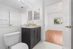 7647 Southampton Terrace, Tamarac, FL 33321 - Photo 15