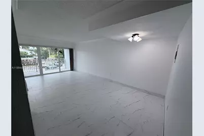 9365 Fontainebleau Blvd #E218, Miami, FL 33172 - Photo 5