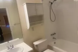 8600 SW 109th Ave, Miami, FL 33173 - Photo 5