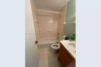 2726 NW 131st St #2726, Opa-Locka, FL 33054 - Photo 5