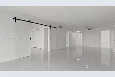 3970 Oaks Clubhouse Dr #407, Pompano Beach, FL 33069 - Photo 5