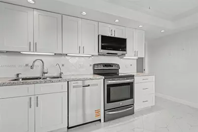 3970 Oaks Clubhouse Dr #407, Pompano Beach, FL 33069 - Photo 15