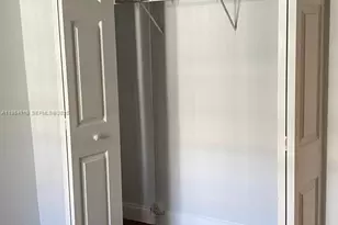 155 NW 96th Terrace, Pembroke Pines, FL 33024 - Photo 13