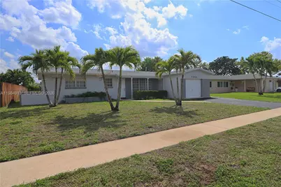 11820 Sheridan St, Pembroke Pines, FL 33026 - Photo 3