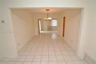 11820 Sheridan St, Pembroke Pines, FL 33026 - Photo 9
