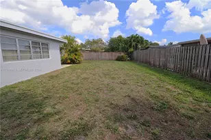 11820 Sheridan St, Pembroke Pines, FL 33026 - Photo 21