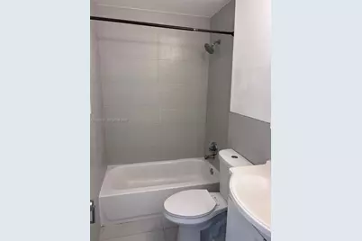 7820 NE Bayshore Ct #206, Miami, FL 33138 - Photo 7