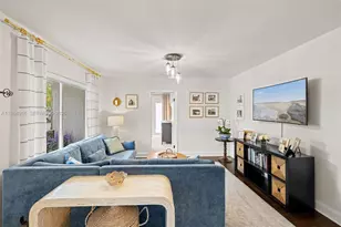 9880 NE 9th Ave, Miami Shores, FL 33138 - Photo 5