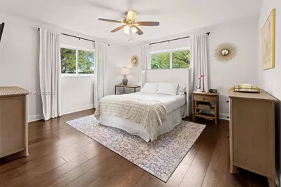 9880 NE 9th Ave, Miami Shores, FL 33138 - Photo 21