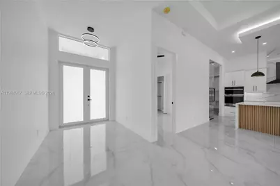 704 Clayton, Lehigh Acres, FL 33972 - Photo 9