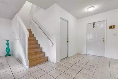16323 SW 97th St, Miami, FL 33196 - Photo 7
