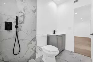 1830 NW 135th St, Miami, FL 33167 - Photo 27