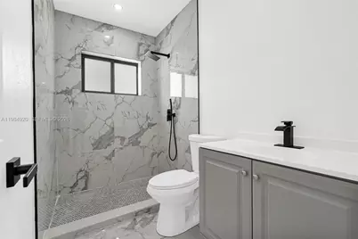 1830 NW 135th St, Miami, FL 33167 - Photo 17