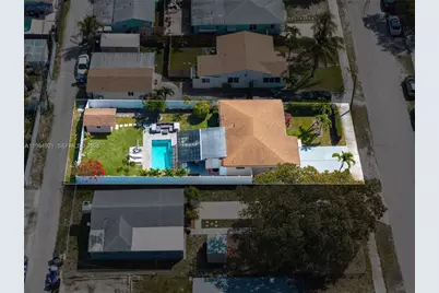 1935 Arthur St, Hollywood, FL 33020 - Photo 3