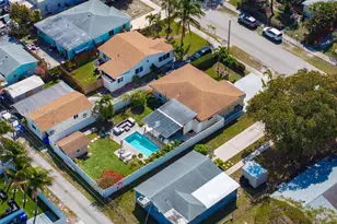 1935 Arthur St, Hollywood, FL 33020 - Photo 33