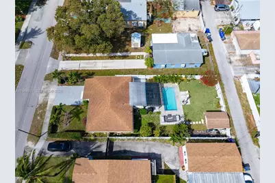 1935 Arthur St, Hollywood, FL 33020 - Photo 31