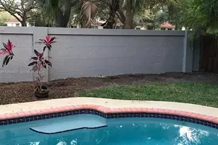 13154 NW 11th St, Pembroke Pines, FL 33028 - Photo 35